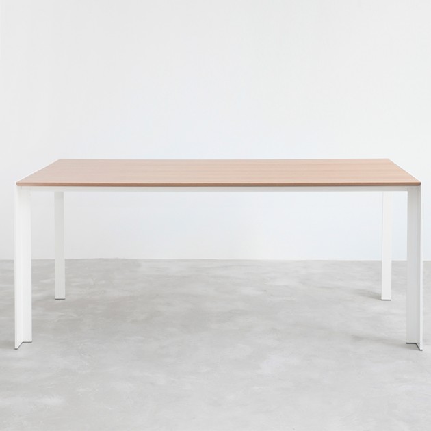Mesa de comedor Deneb de Stua