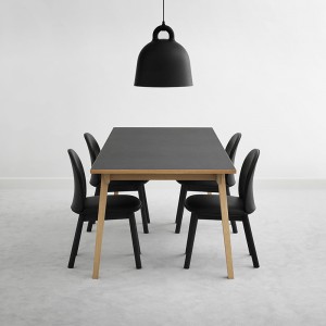 Ambiente con Mesa de comedor rectangular Slice Linoleum de Normann Copenhagen