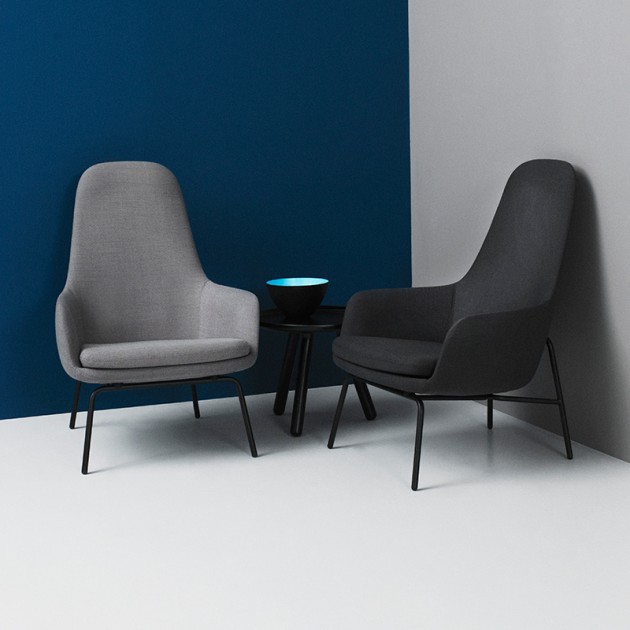 Sala de espera con Butacas Era High de Normann Copenhagen patas negras