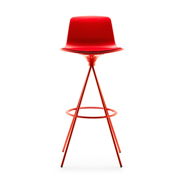 Taburete Lottus giratorio lacado de Enea en Moises Showroom