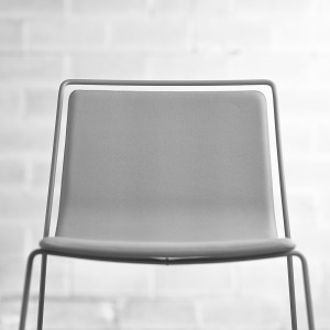 Silla Alo de Ondarreta en Moises Showroom