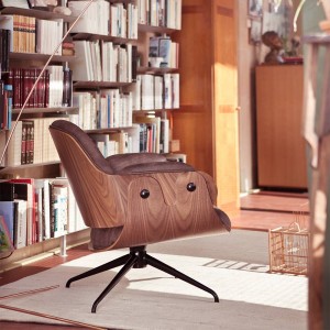 Butaca Lounger Low diseñada por Jaime Hayon para BD Barcelona en Moises Showroom
