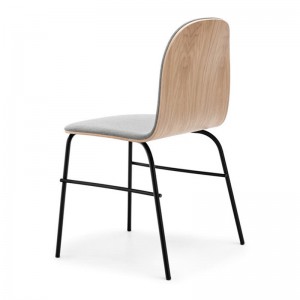 Silla Terra Metal roble natural tapizada de Omelette-Ed en Moises Showroom