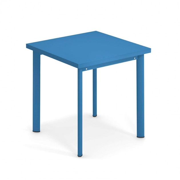 Mesa Star de exterior 70x70 azul Emu diseño