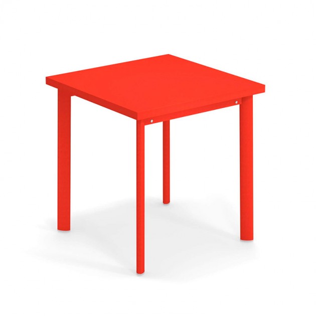 Mesa Star de exterior 70x70 roja Emu diseño