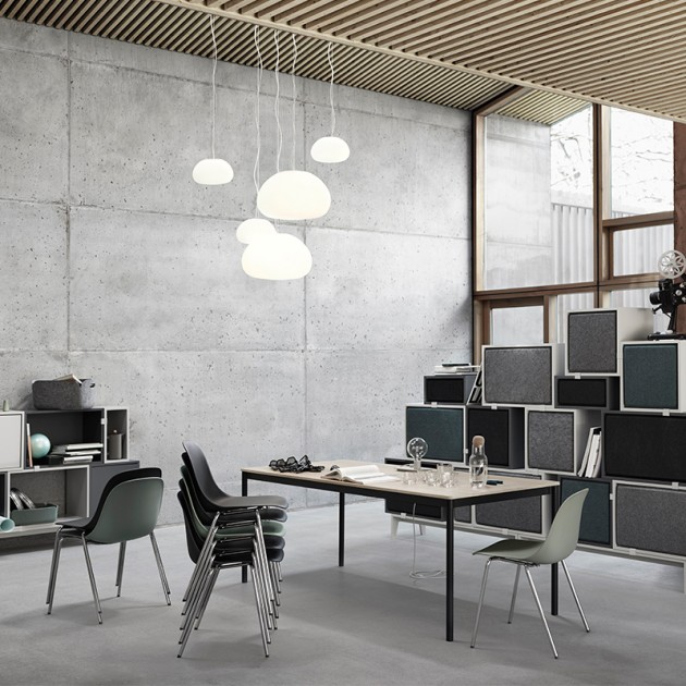 Lámpara Fluid Pendant de Muuto en Moises Showroom ambiente 2