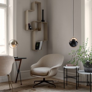 Dedal Shelf de Gubi en ambiente 1 Moises Showroom
