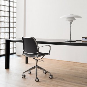 ambiente silla Gas Stua pie cromado
