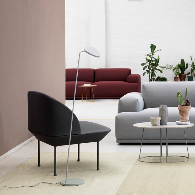 Oslo Lounge chair de Muuto en Moises Showroom