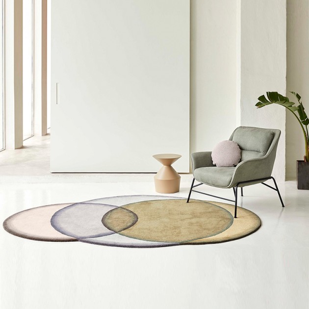 Ambiente Crystal Neutral de Gan Rugs en Moises Showroom