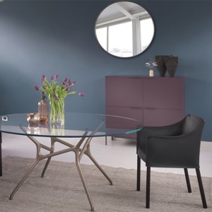 ambiente mesa Branch Cappellini sobre vidrio