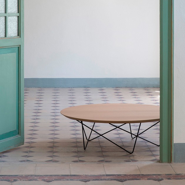 Mesa de centro Yohsi de Kendo Mobiliario en Moises Showroom