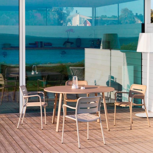 Silla Village de Kettal en Moises Showroom