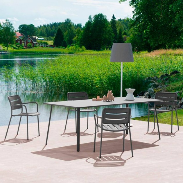 Silla Village de Kettal en Moises Showroom