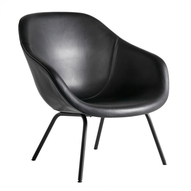 About A Lounge AAL 87 tapizado Sense black y pata negra de HAY